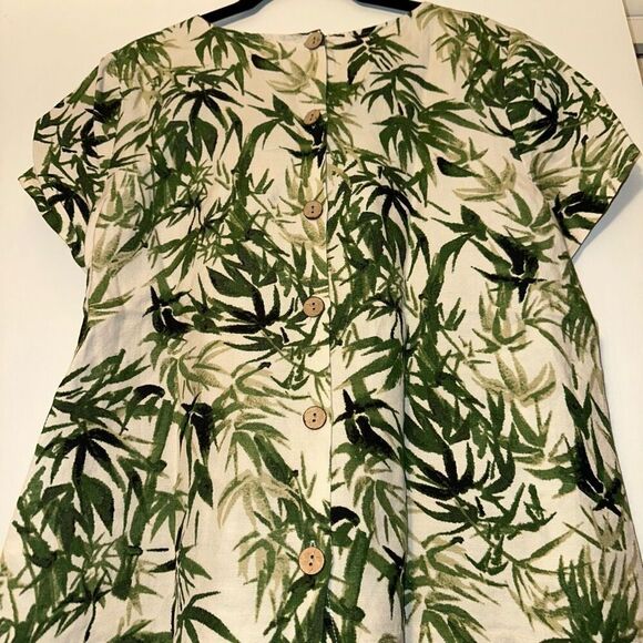 J. Jill Womens Linen Blend Button Back Tee Green Beige Tropical Palm Small EUC - Picture 6 of 11